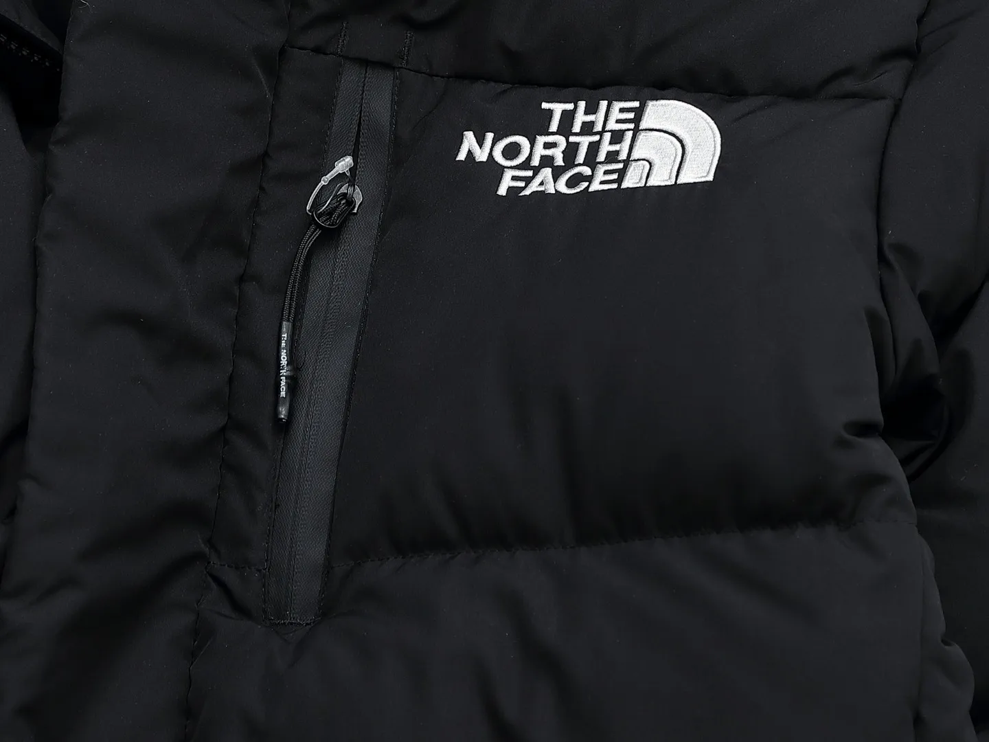 ：Black， White， sizi： The Northaface logo ， ， Same Style， ， ， ！ ， ！ 🔥 Quality 🔥 𝗧𝗵𝗲 𝗡𝗼𝗿𝘁𝗵 𝗙𝗮𝗰𝗲｜ Same Style ！ Premium Series， ， ！Classic ， 。 ✨Premium ， ！ ！ GORE ！ EPTFE ！ ！ 。 ！ ， ！！！ ✨ ， Logo Classic ！ logo ！ Logo， ！ Logo， ！ ！ ！ Black Versatile Khaki ， ！ ！